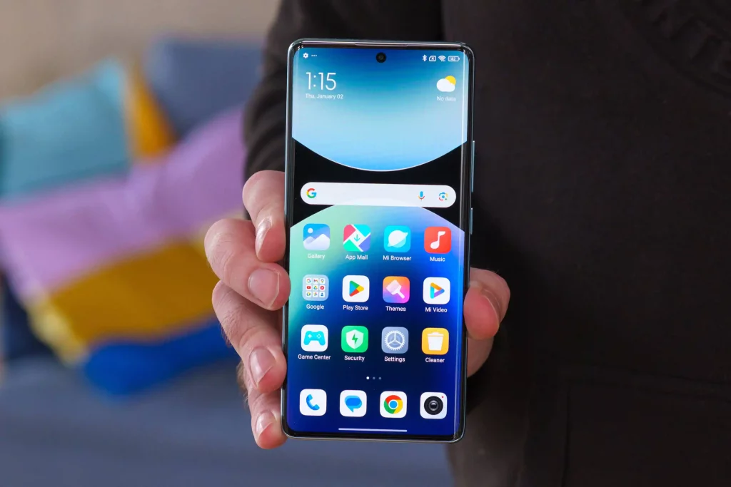 گوشی redmi note 14 pro 4g با نمایشگر روشن