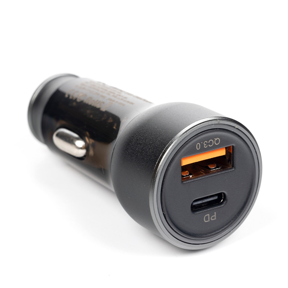 Hiska HCC-316 Car Charger with Type-c Cable (2)