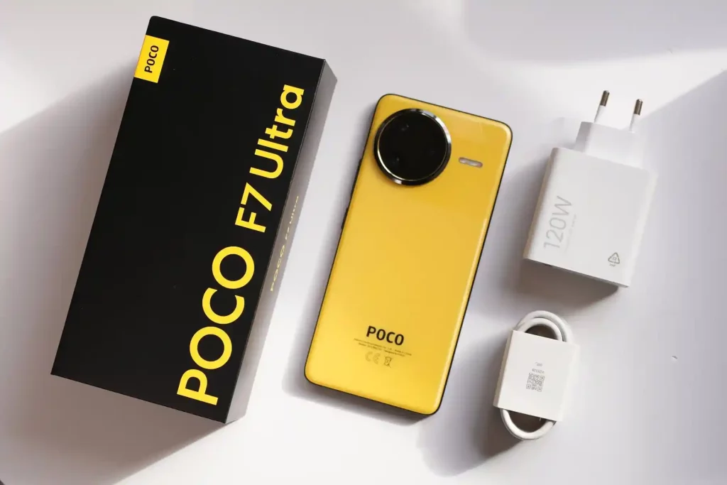 گوشی poco f7 ultra رنگ زرد و جعبه محتویات