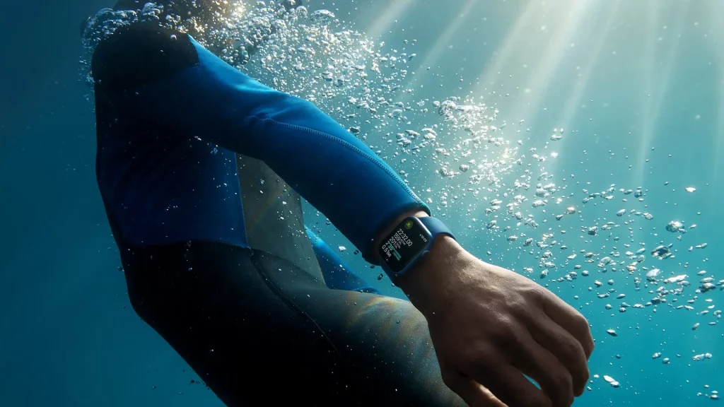 بهترین ساعت هوشمند ضد آب در بازار (آذر ۱۴۰۴)