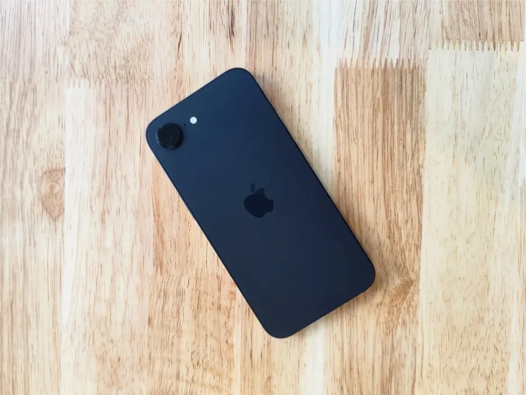 apple iphone 16e