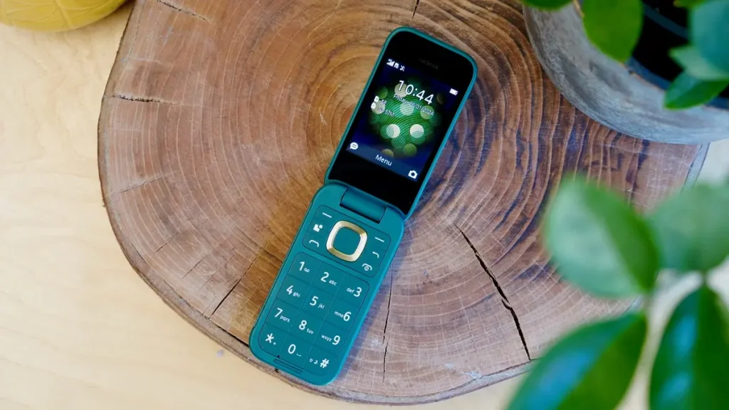 nokia flip 2660 phone