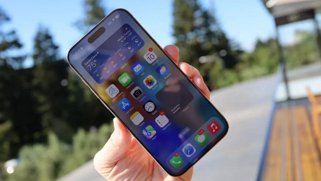 تست روشنایی ایفون ۱۶ پرومکس