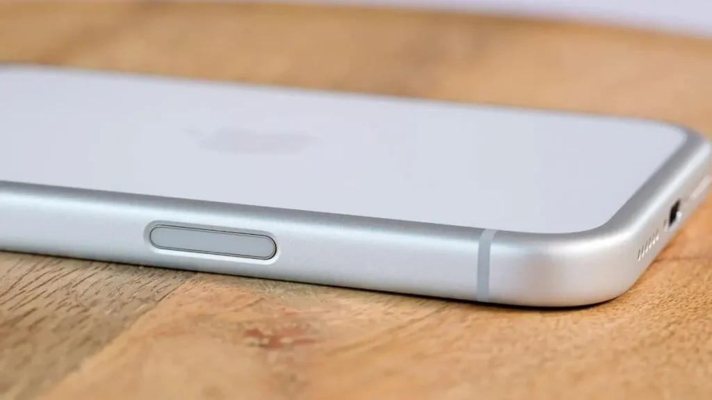 انحنای گوشه های ایفون ۱۷ پرومکس