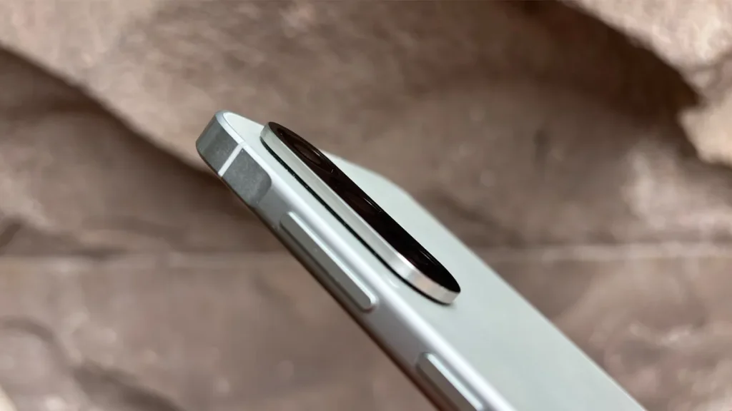 طراحی دکمه‌ها و ماژول دوربین ها در گلکسی A56