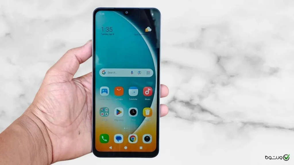 گوشی پوکو c71 با نمایشگر روشن