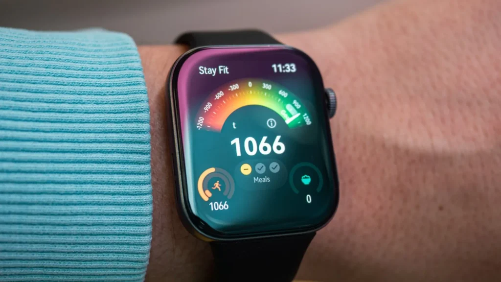 ساعت هوشمند هوآوی فیت ۳ روی مچ دست