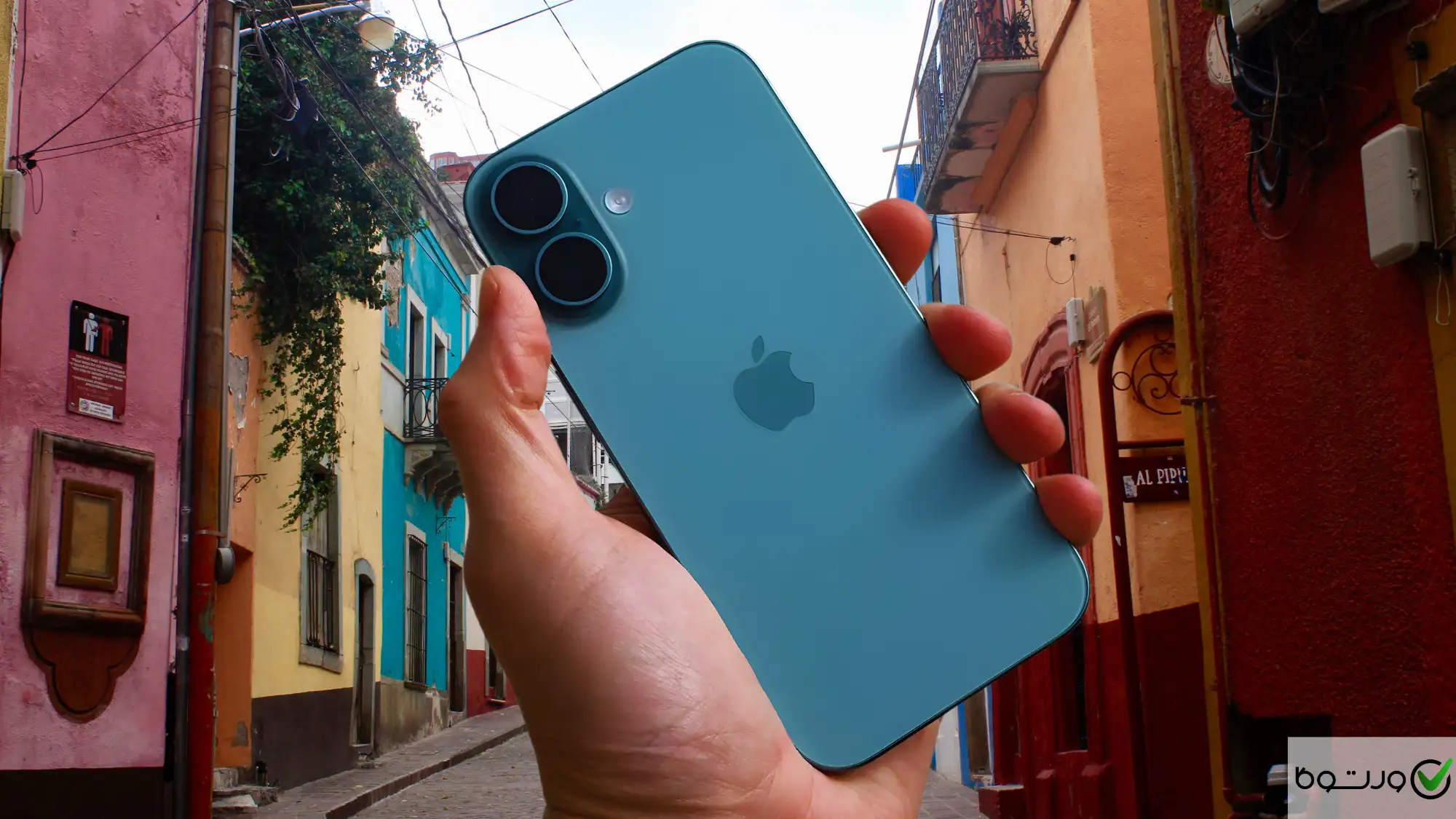 آیفون ۱۶ نرمال تصویر اول