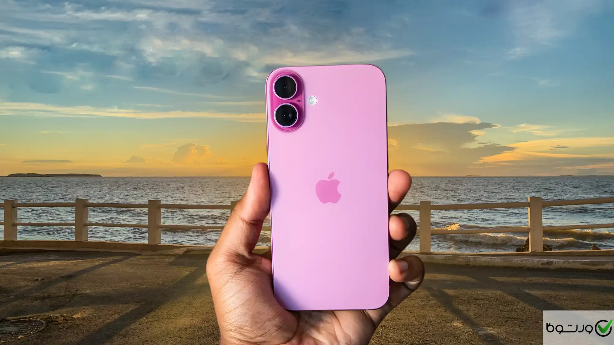 آیفون ۱۶ پلاس تصویر اول